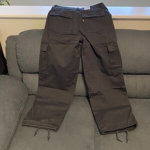 Levi's black 94 baggy cargos 26x30